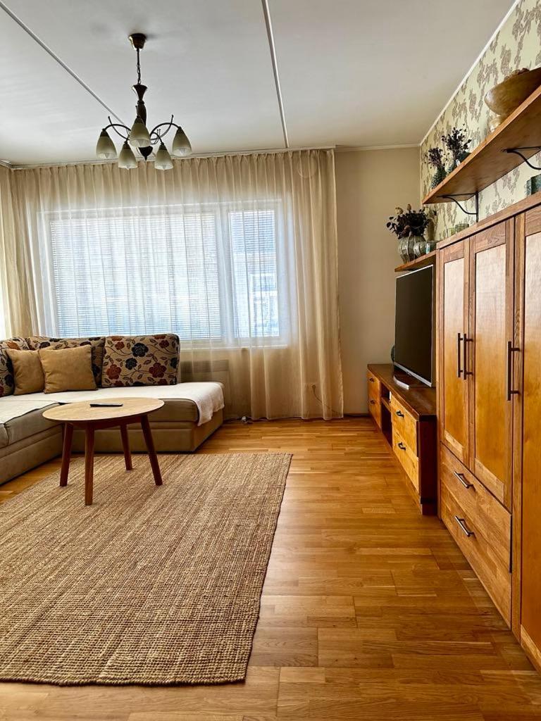 Tolli Apartment Kuressaare Bagian luar foto